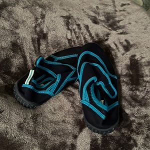 Beach Slippers Boye Size 13/1